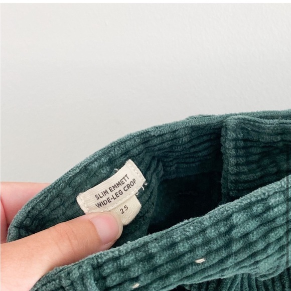 Madewell • Corduroy Slim Emmett Wide Leg Crop Pants - Picture 3 of 10